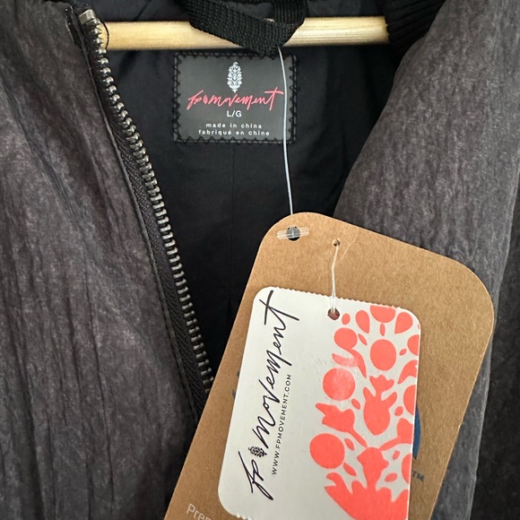 NWT Free People Tricked Out Trek Lightweight Puffer Jacket - Picture 6 of 13